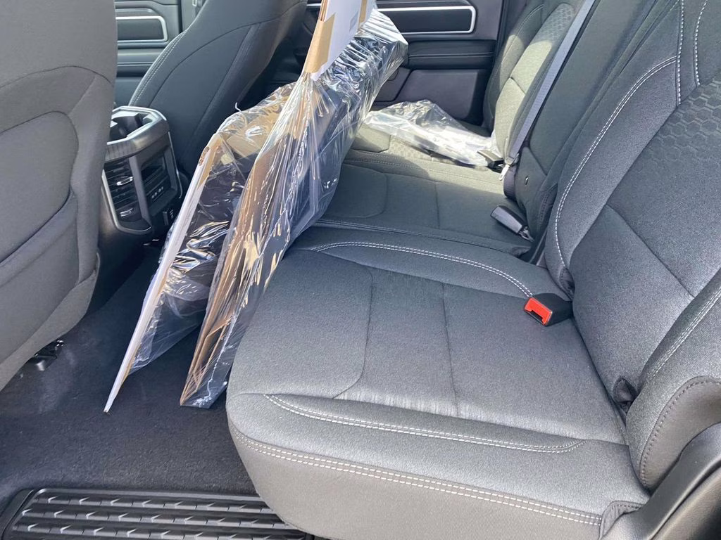 2026 Diamond Black Crystal Pearlcoat Ram 1500 Big Horn/Lone Star 4X4 Truck