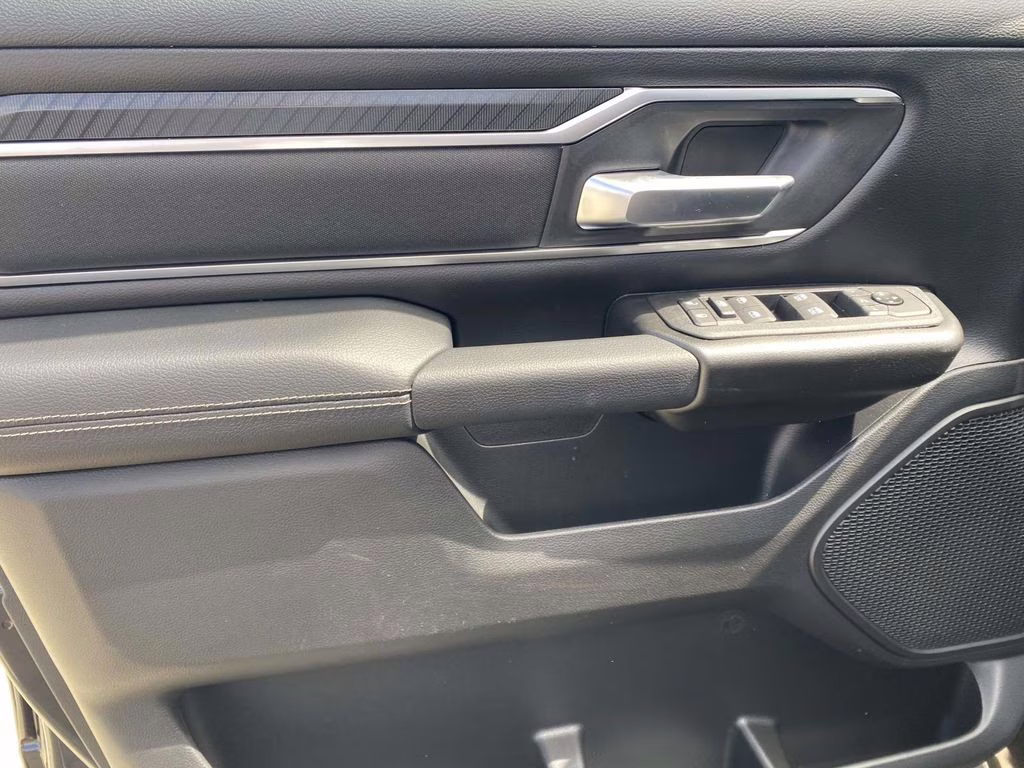 2026 Diamond Black Crystal Pearlcoat Ram 1500 Big Horn/Lone Star 4X4 Truck