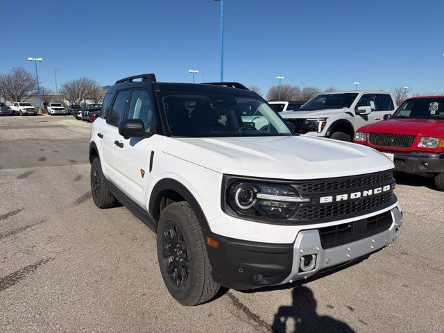 2026 Oxford White Ford Bronco Sport Badlands 4X4 SUV