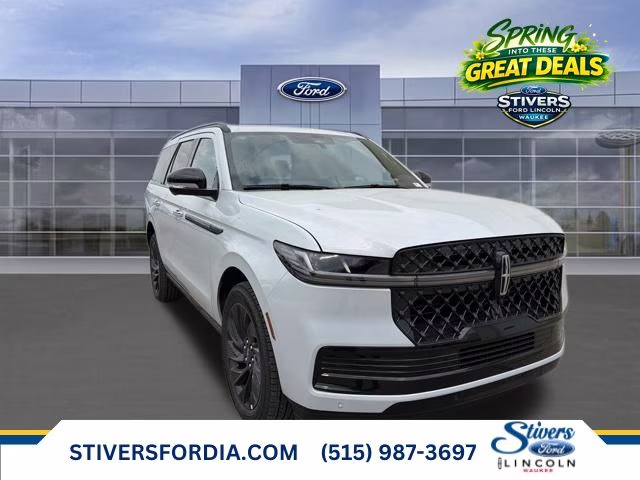 2026 Crystal White Metallic Clearcoat Lincoln Navigator Reserve 4X4 SUV