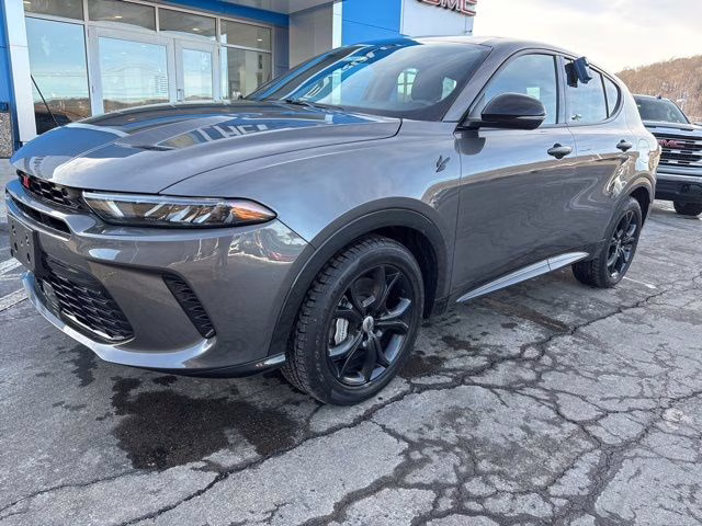 2024 Gray Dodge Hornet R/T Plus AWD SUV