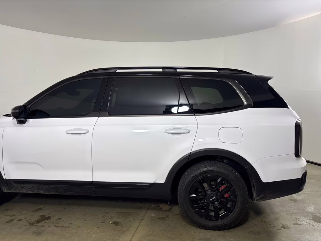 2024 Glacial White Pearl Kia Telluride SX-Prestige X-Pro AWD SUV