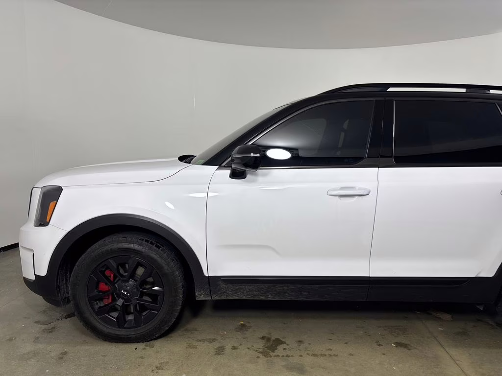 2024 Glacial White Pearl Kia Telluride SX-Prestige X-Pro AWD SUV