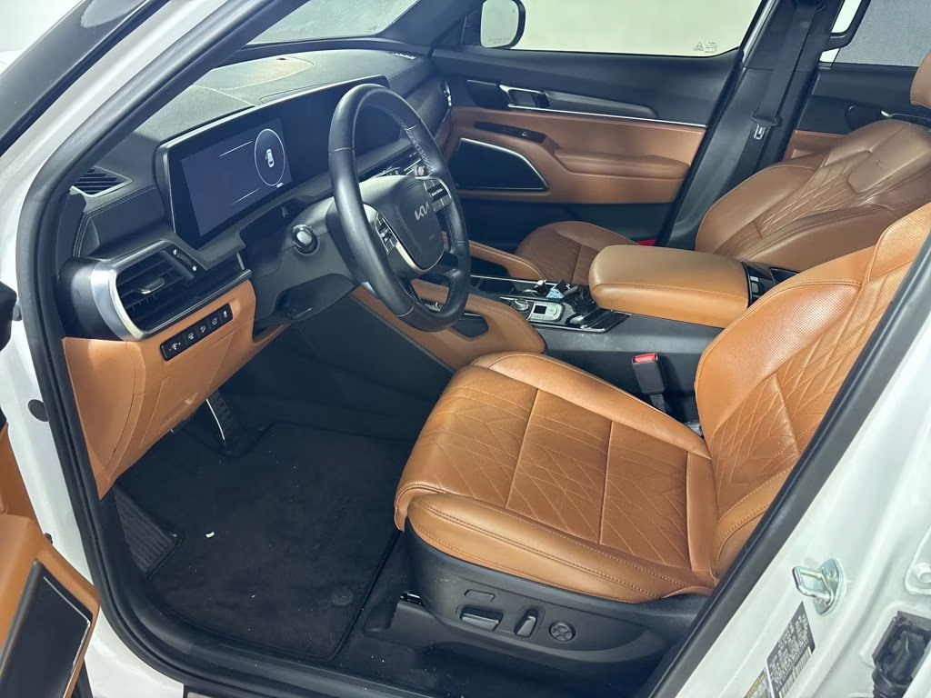 2024 Glacial White Pearl Kia Telluride SX-Prestige X-Pro AWD SUV