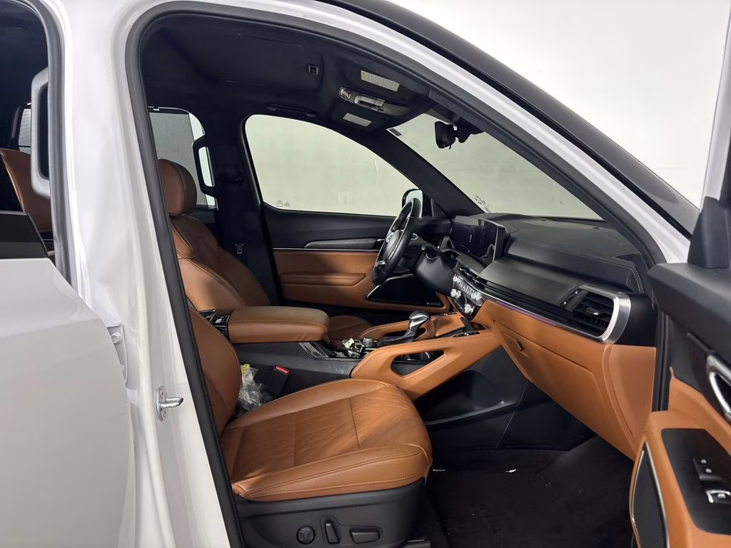 2024 Glacial White Pearl Kia Telluride SX-Prestige X-Pro AWD SUV