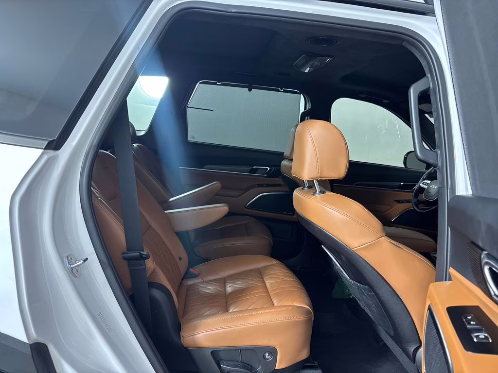 2024 Glacial White Pearl Kia Telluride SX-Prestige X-Pro AWD SUV