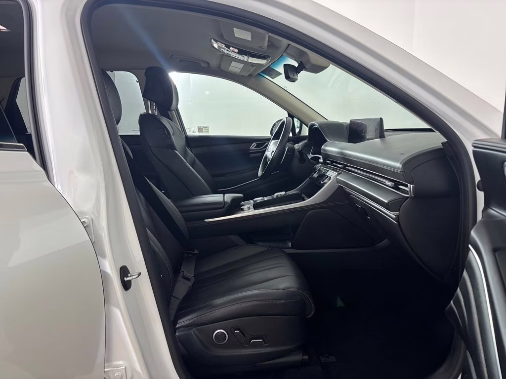 2024 Uyuni White Genesis GV80 2.5T AWD SUV