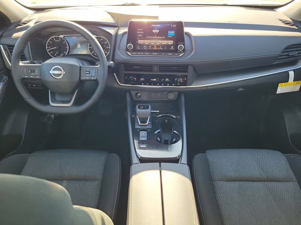2026 Everest White Pearl Tricoat Nissan Rogue SV FWD SUV