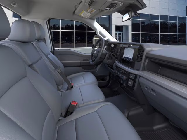 2025 Oxford White Ford Super Duty F-550 DRW XL DRW 4X4 Chassis