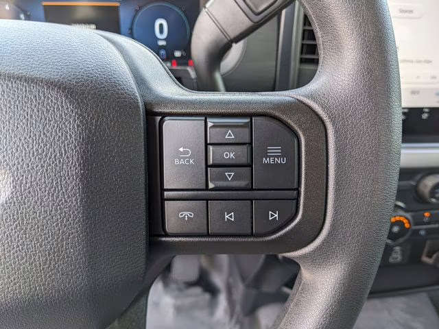 2025 Oxford White Ford F-150 XL 4X4 Truck