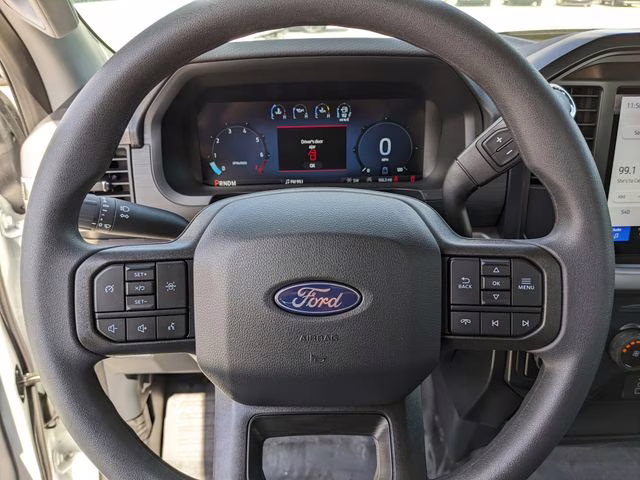 2025 Oxford White Ford F-150 XL 4X4 Truck