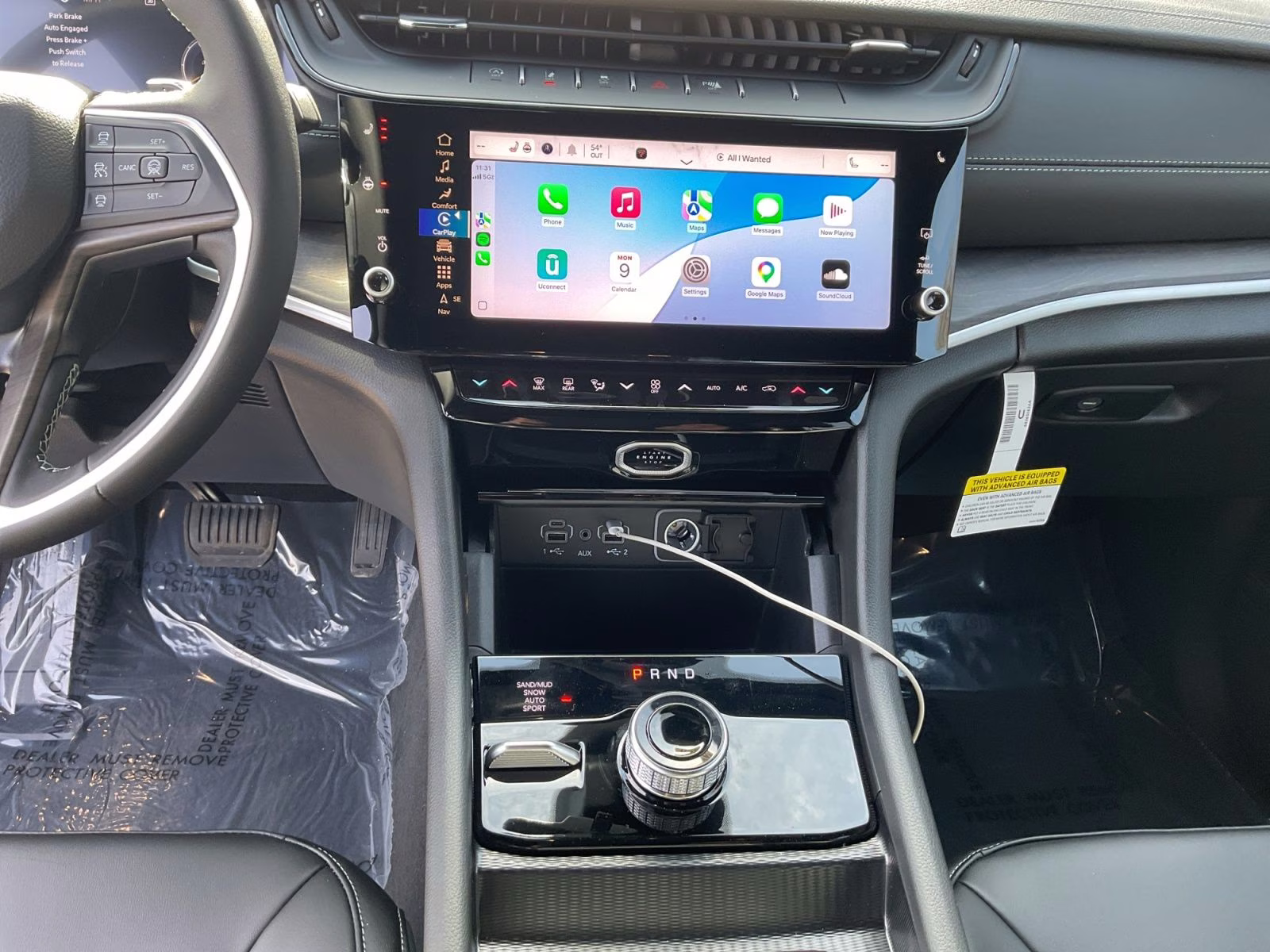 2026 Diamond Black Crystal Pearlcoat Jeep Grand Cherokee Limited 4X4 SUV