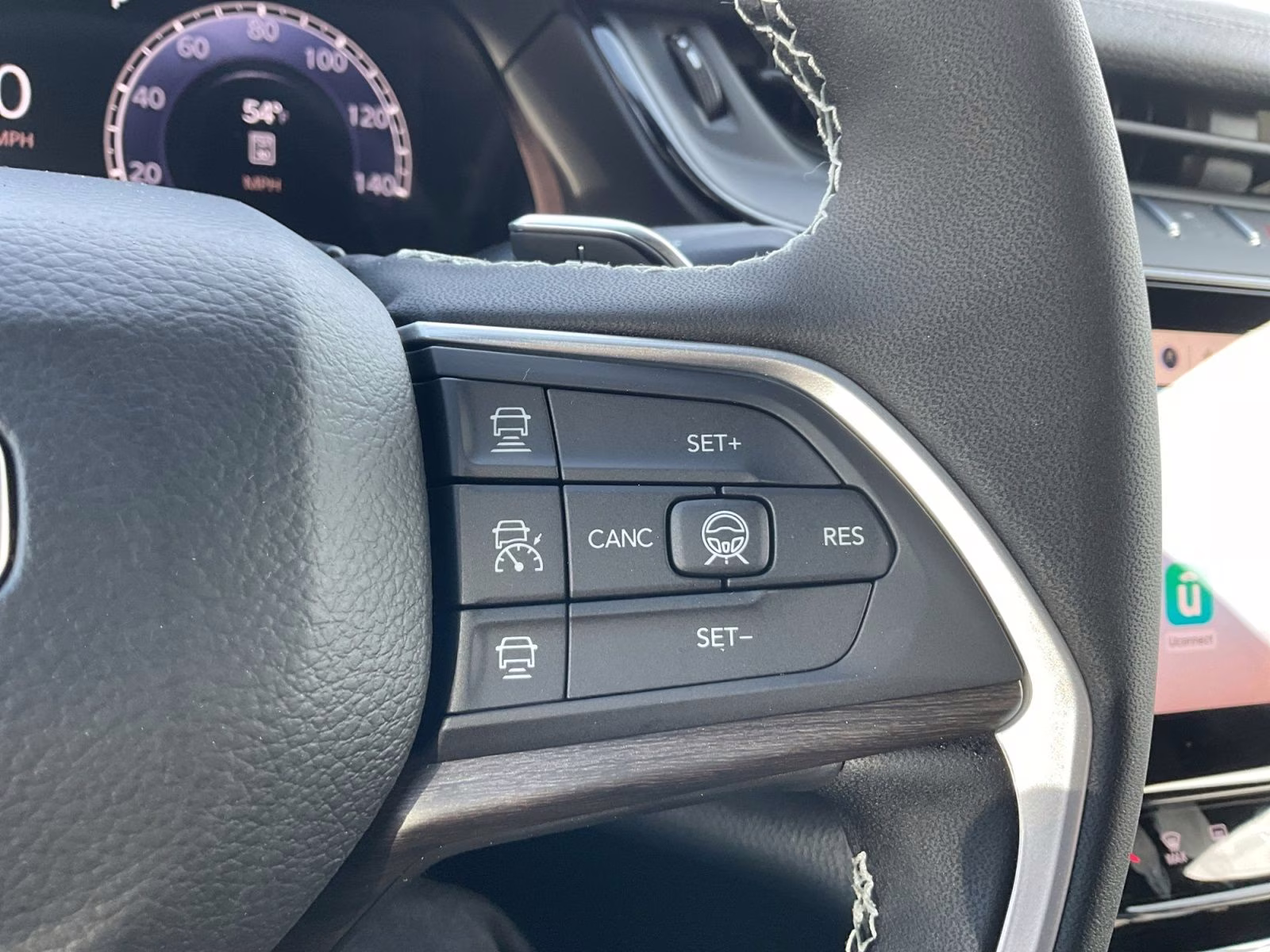 2026 Diamond Black Crystal Pearlcoat Jeep Grand Cherokee Limited 4X4 SUV