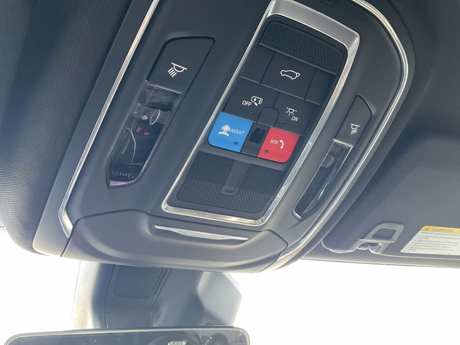 2026 Diamond Black Crystal Pearlcoat Jeep Grand Cherokee Limited 4X4 SUV