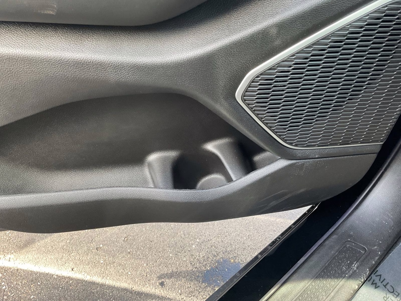 2026 Diamond Black Crystal Pearlcoat Jeep Grand Cherokee Limited 4X4 SUV