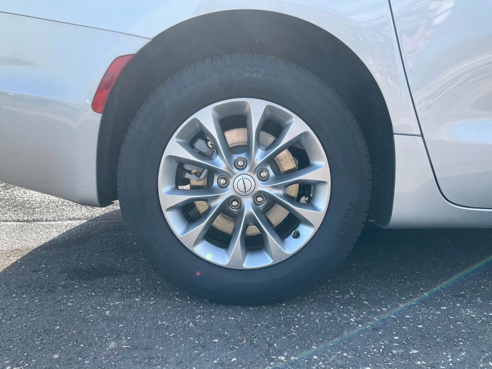 2026 Silver Mist Clearcoat Chrysler Pacifica Select AWD Van