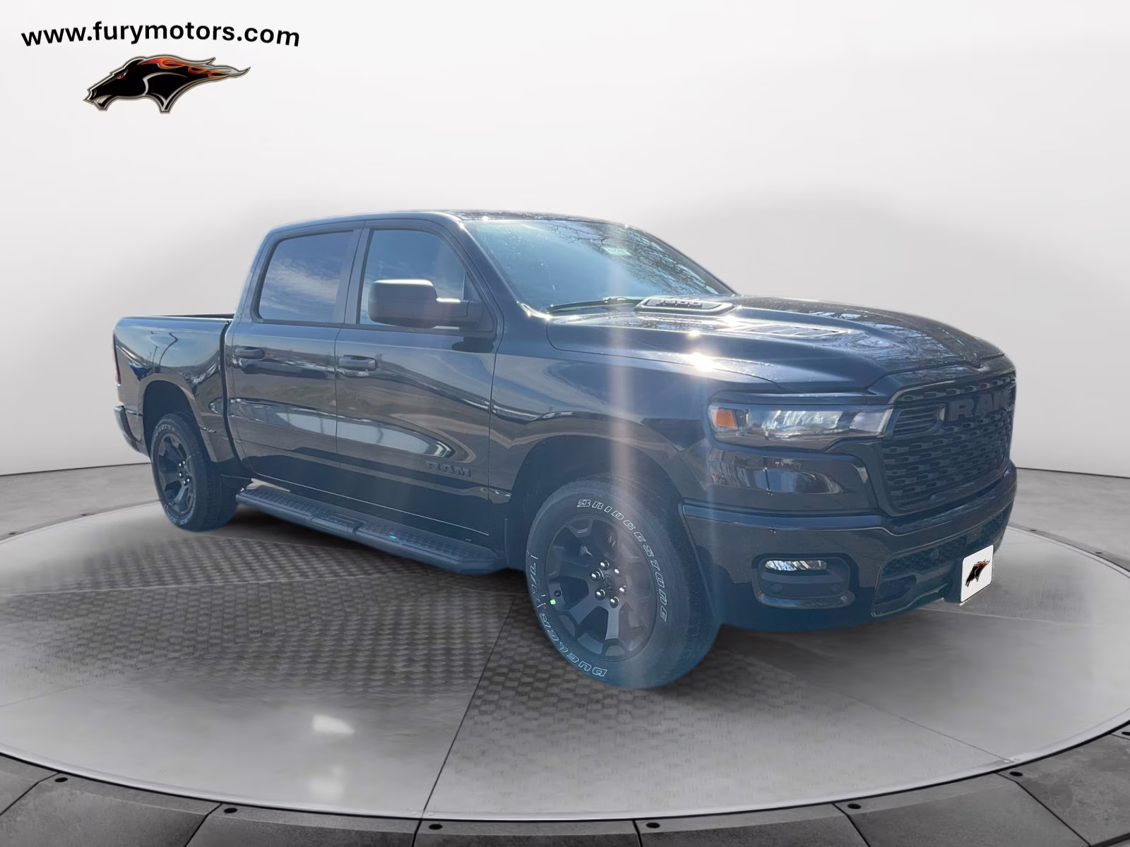 2026 Diamond Black Crystal Pearlcoat Ram 1500 Express 4X4 Truck