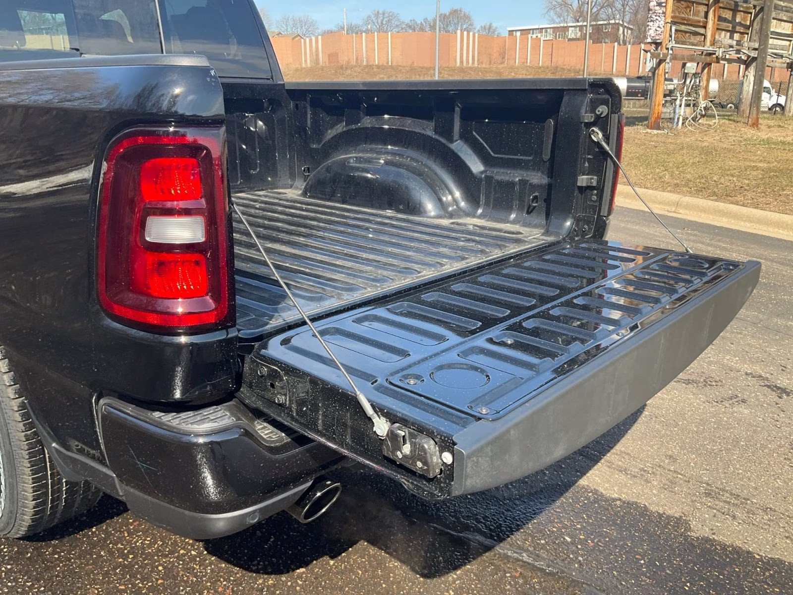 2026 Diamond Black Crystal Pearlcoat Ram 1500 Express 4X4 Truck