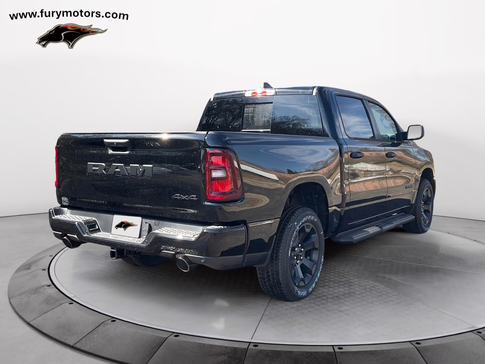 2026 Diamond Black Crystal Pearlcoat Ram 1500 Express 4X4 Truck