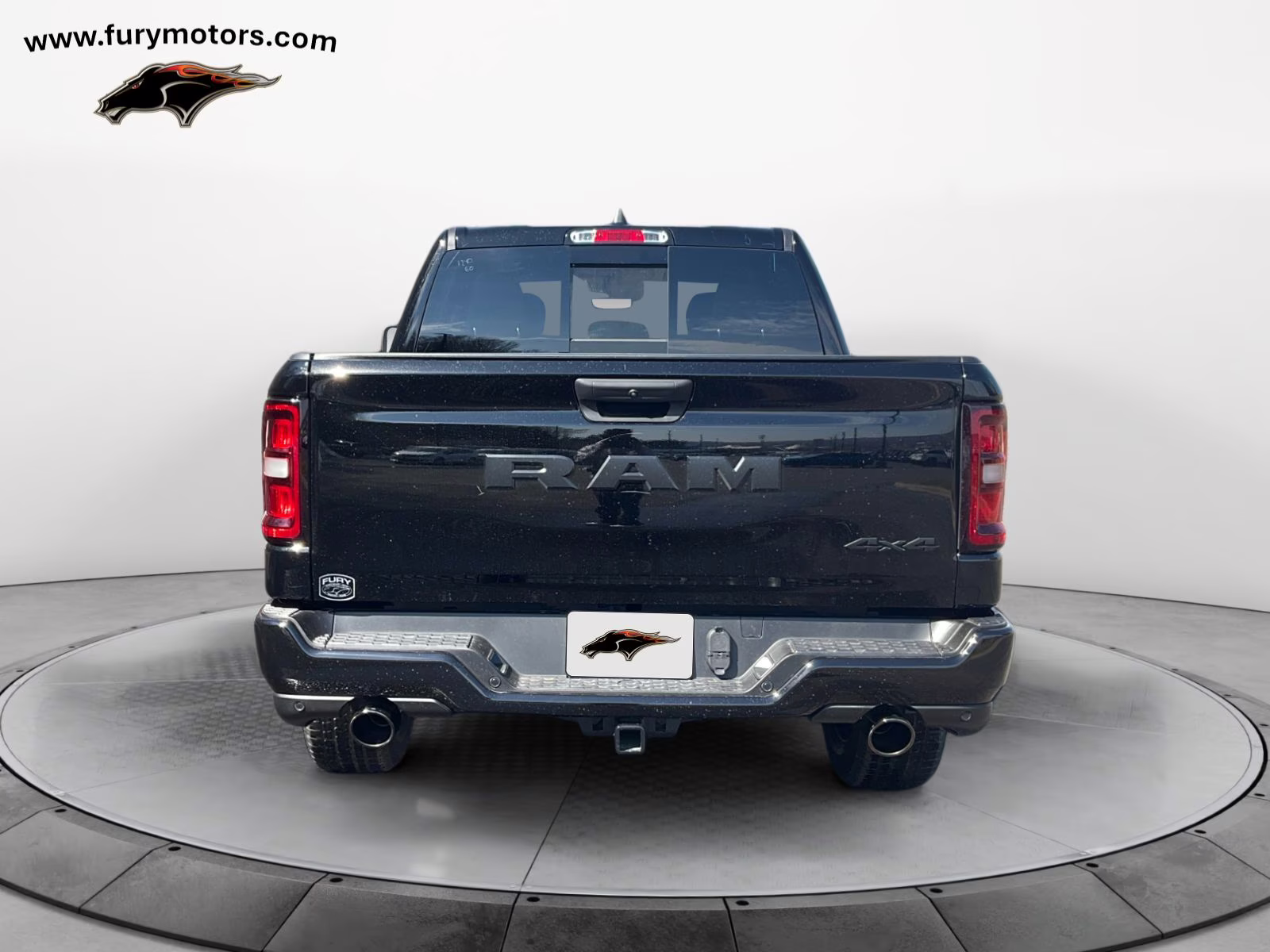 2026 Diamond Black Crystal Pearlcoat Ram 1500 Express 4X4 Truck