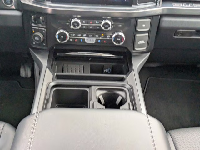 2026 White Metallic Ford Super Duty F-250 SRW LARIAT 4X4 Truck