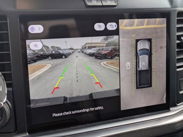 2026 White Metallic Ford Super Duty F-250 SRW LARIAT 4X4 Truck