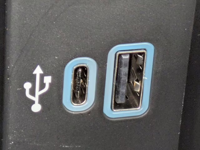 2026 White Metallic Ford Super Duty F-250 SRW LARIAT 4X4 Truck