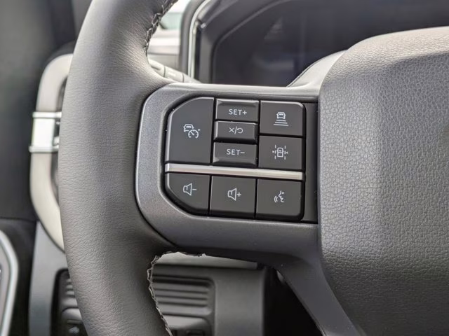 2026 White Metallic Ford Super Duty F-250 SRW LARIAT 4X4 Truck