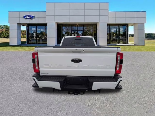 2026 White Metallic Ford Super Duty F-250 SRW LARIAT 4X4 Truck