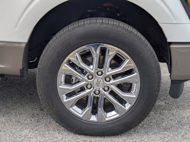 2025 Star White Metallic Tc Ford F-150 King Ranch 4X4 Truck