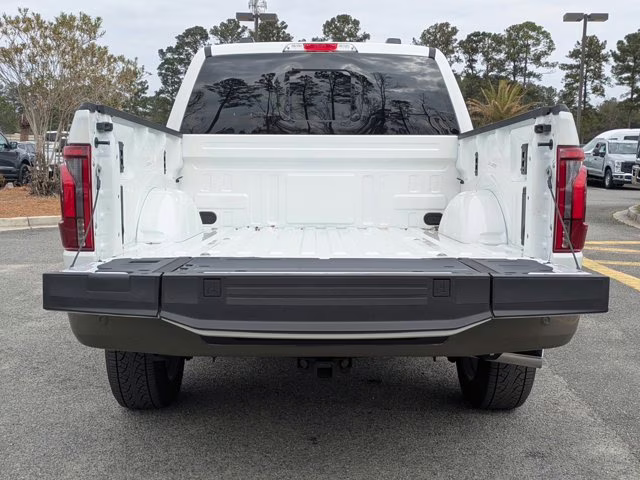 2025 Star White Metallic Tc Ford F-150 King Ranch 4X4 Truck