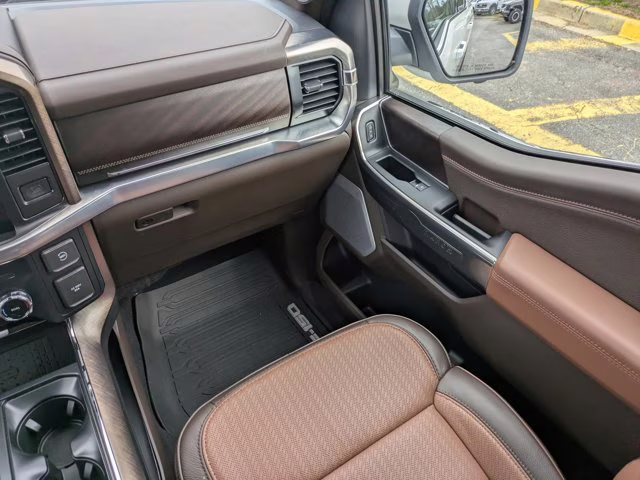 2025 Star White Metallic Tc Ford F-150 King Ranch 4X4 Truck