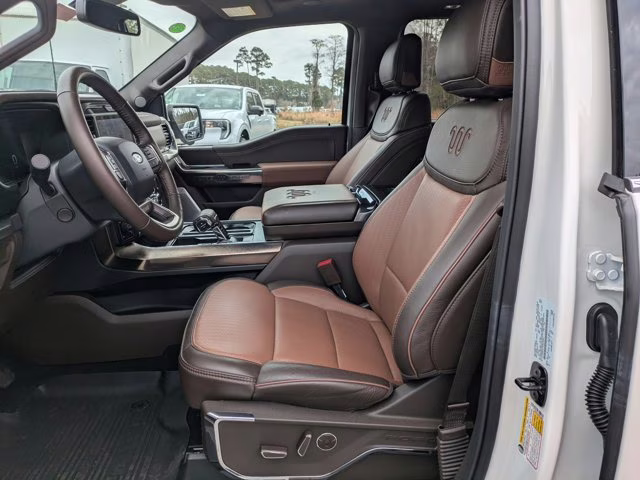 2025 Star White Metallic Tc Ford F-150 King Ranch 4X4 Truck