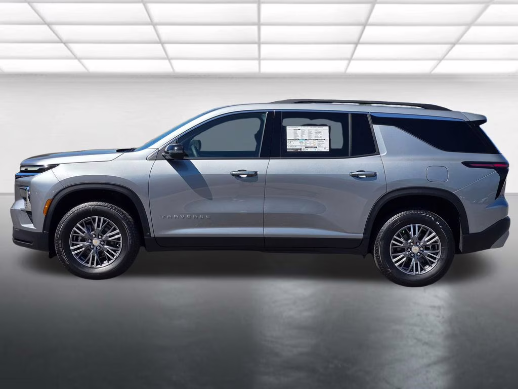 2026 Sterling Gray Metallic Chevrolet Traverse LT FWD SUV