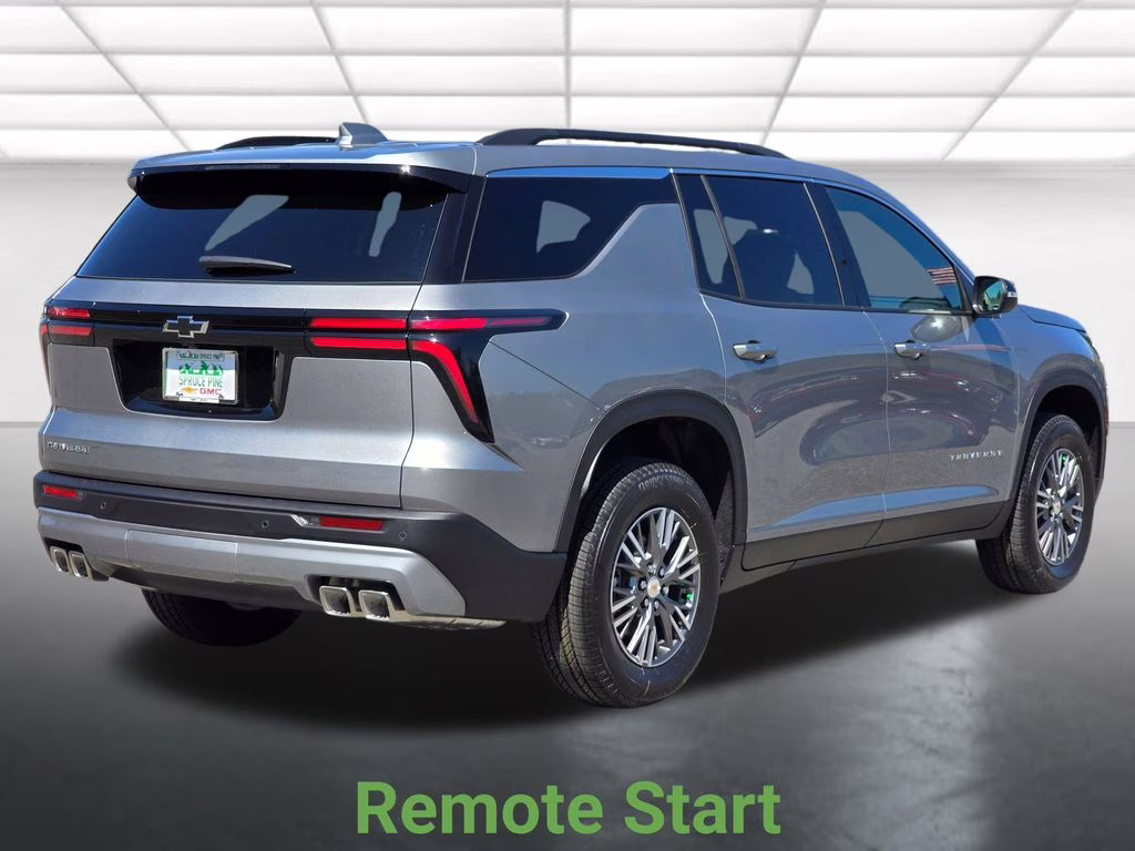 2026 Sterling Gray Metallic Chevrolet Traverse LT FWD SUV