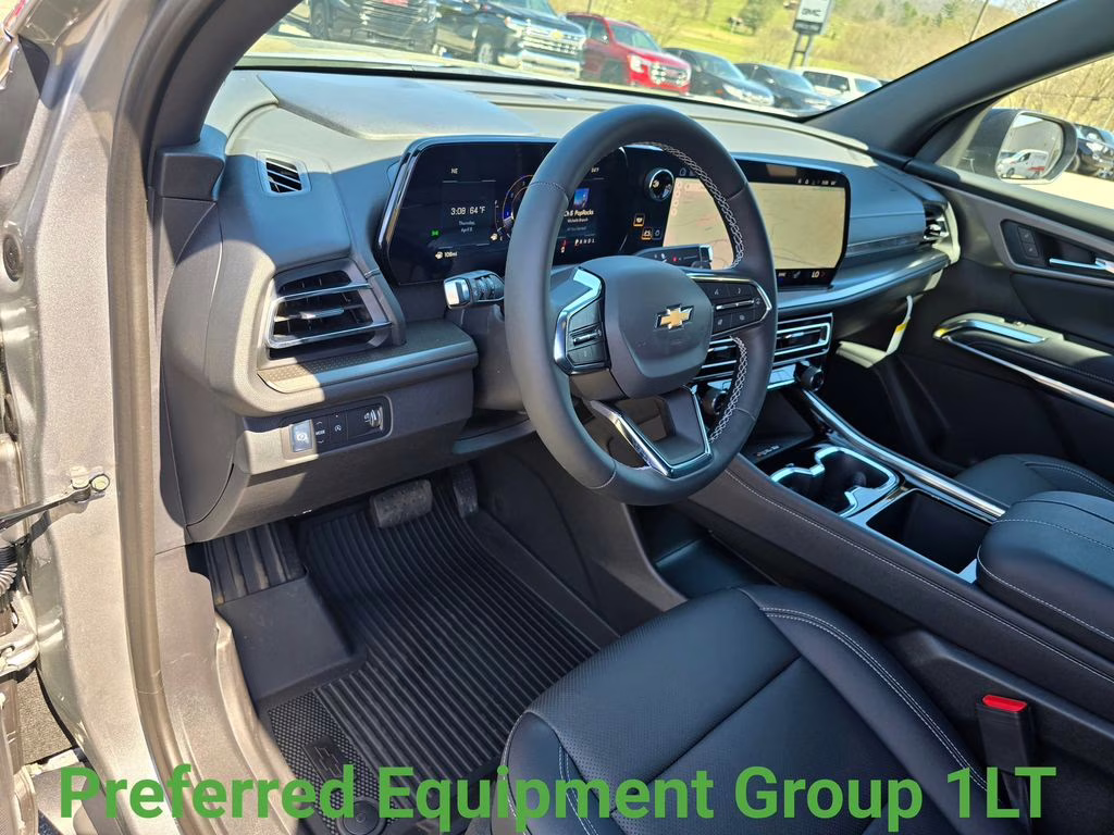 2026 Sterling Gray Metallic Chevrolet Traverse LT FWD SUV