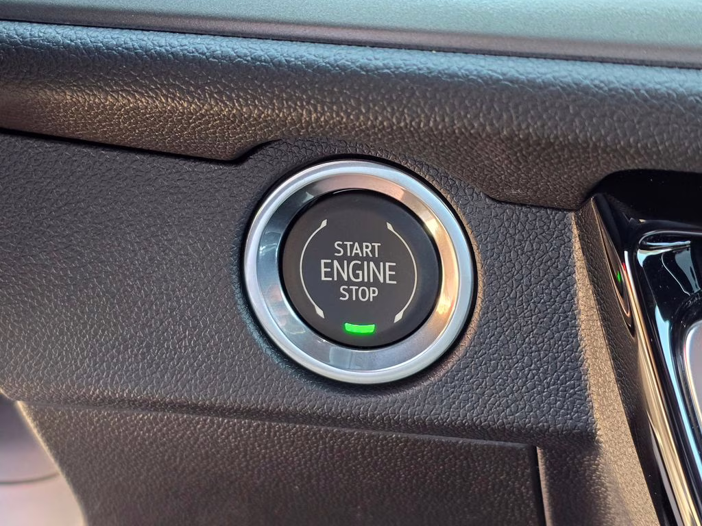 2026 Sterling Gray Metallic Chevrolet Traverse LT FWD SUV