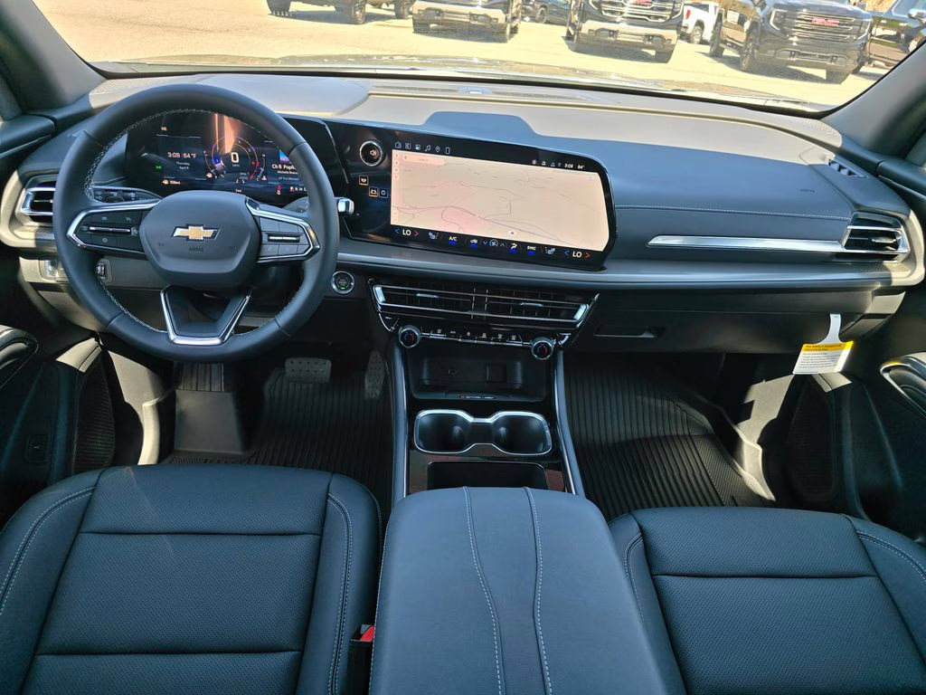 2026 Sterling Gray Metallic Chevrolet Traverse LT FWD SUV