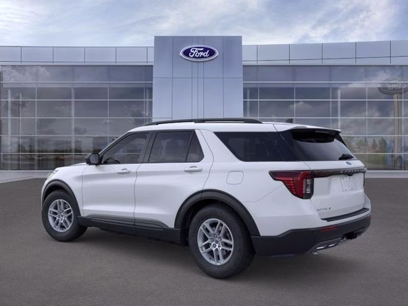 2026 Space White Metallic Ford Explorer Active w/200A Pkg RWD SUV