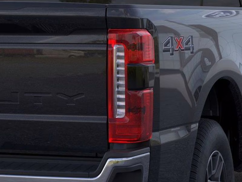 2026 Agate Black Metallic Ford Super Duty F-250 SRW LARIAT 4X4 Truck