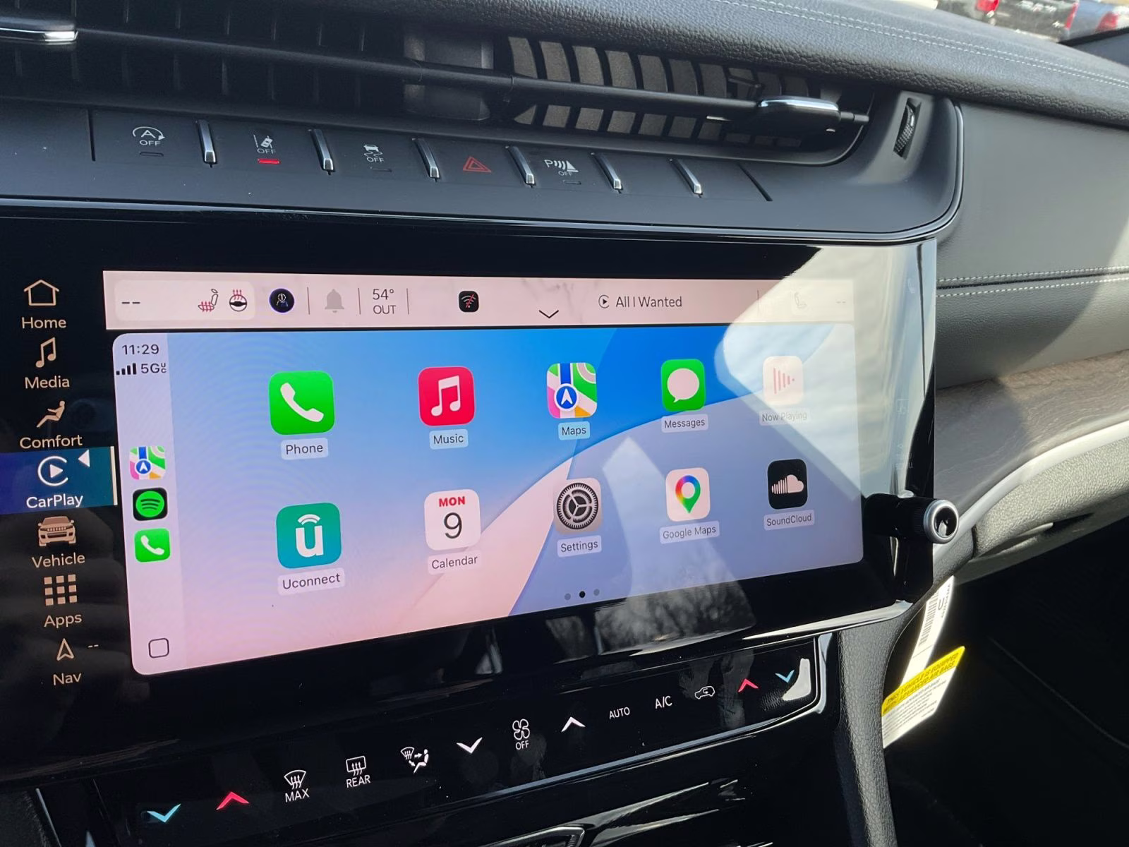 2026 Diamond Black Crystal Pearlcoat Jeep Grand Cherokee Limited 4X4 SUV