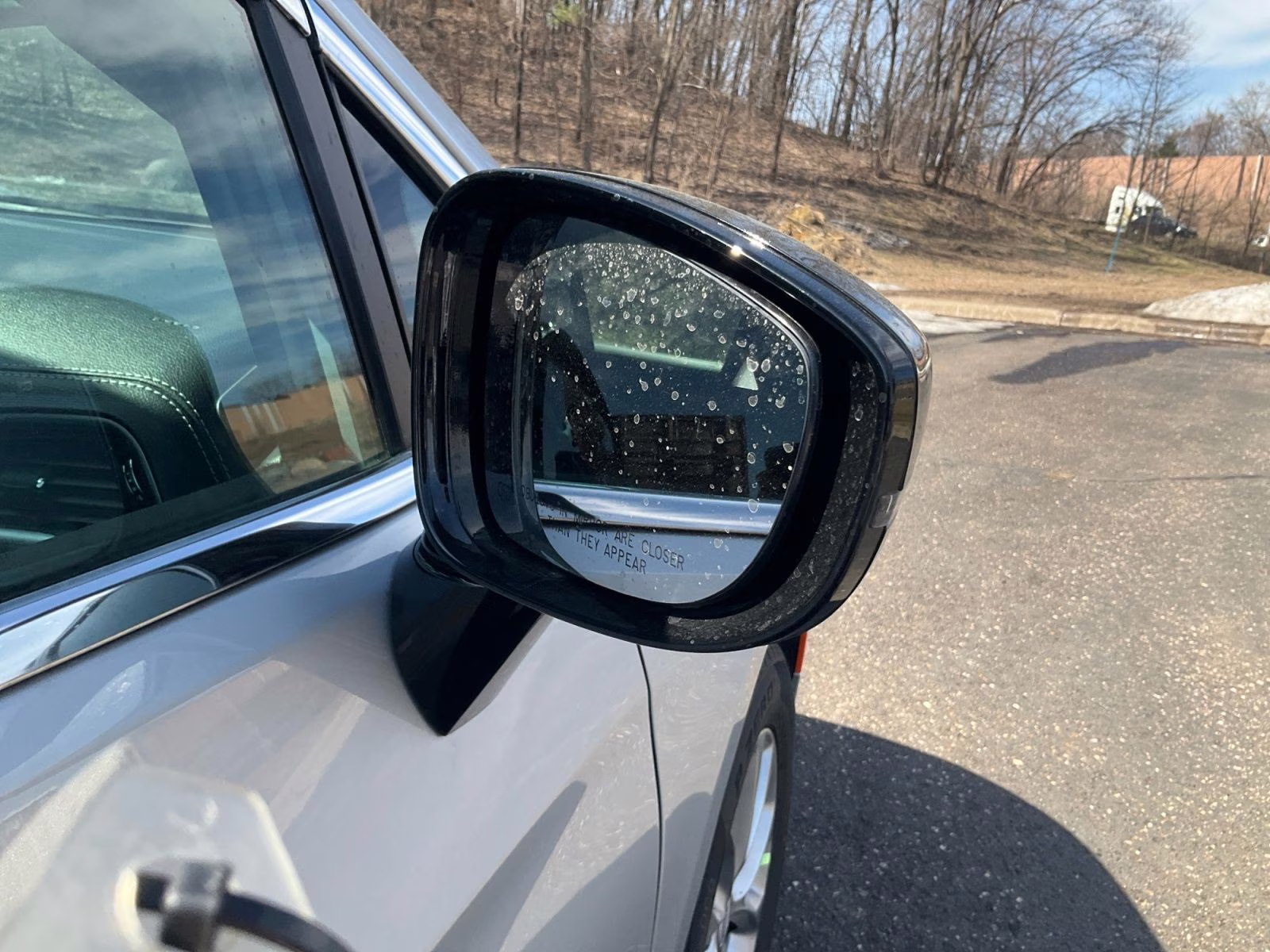 2026 Silver Mist Clearcoat Chrysler Pacifica Select AWD Van