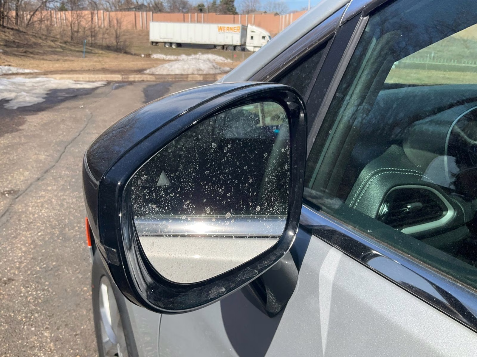 2026 Silver Mist Clearcoat Chrysler Pacifica Select AWD Van