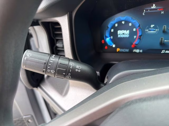 2026 Oxford White Ford Bronco Base 4X4 SUV