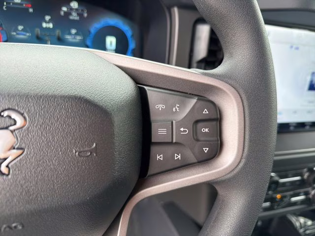 2026 Oxford White Ford Bronco Base 4X4 SUV