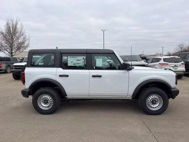 2026 Oxford White Ford Bronco Base 4X4 SUV