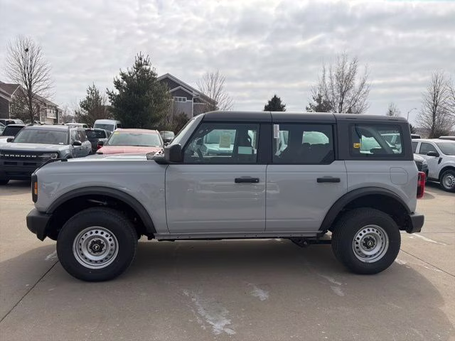 2026 Avalanche Gray Ford Bronco Base 4X4 SUV