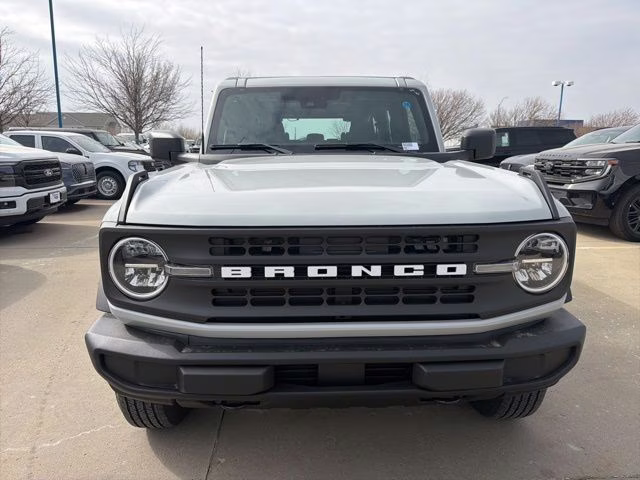 2026 Avalanche Gray Ford Bronco Base 4X4 SUV