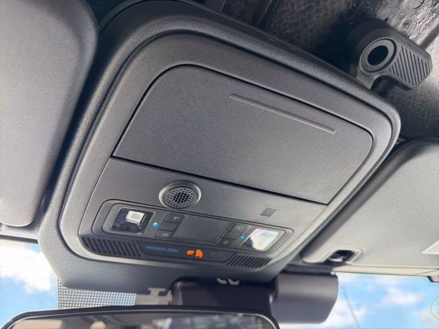 2026 Avalanche Gray Ford Bronco Base 4X4 SUV