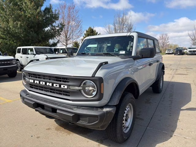 2026 Avalanche Gray Ford Bronco Base 4X4 SUV